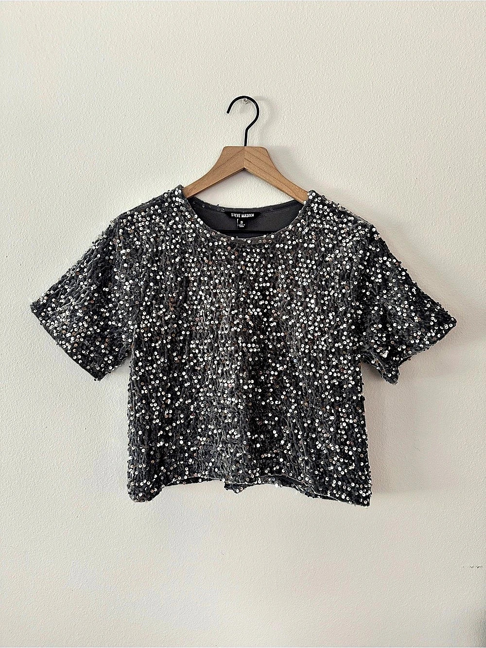 Steve Madden Sequin Short Sleeve Top in Black & Silver Size Small